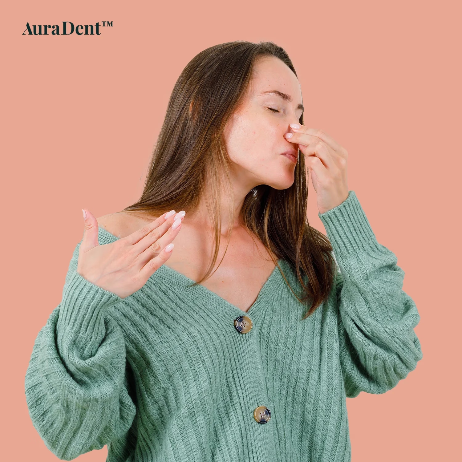 Dålig andedräkt: Orsaker, huskurer och behandling